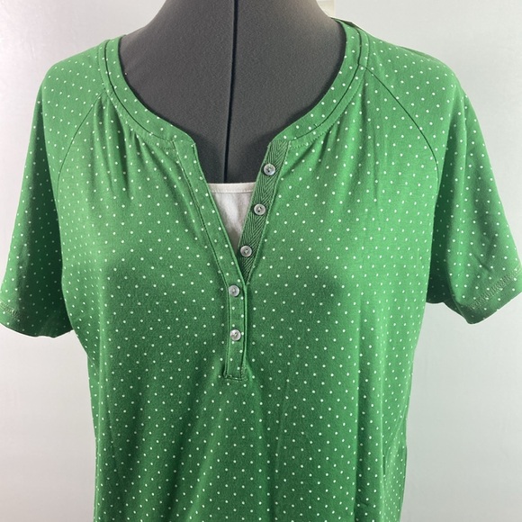 Baxter & Wells Top Women Size Large Green w White Polk Dots New with Tags - Picture 2 of 9